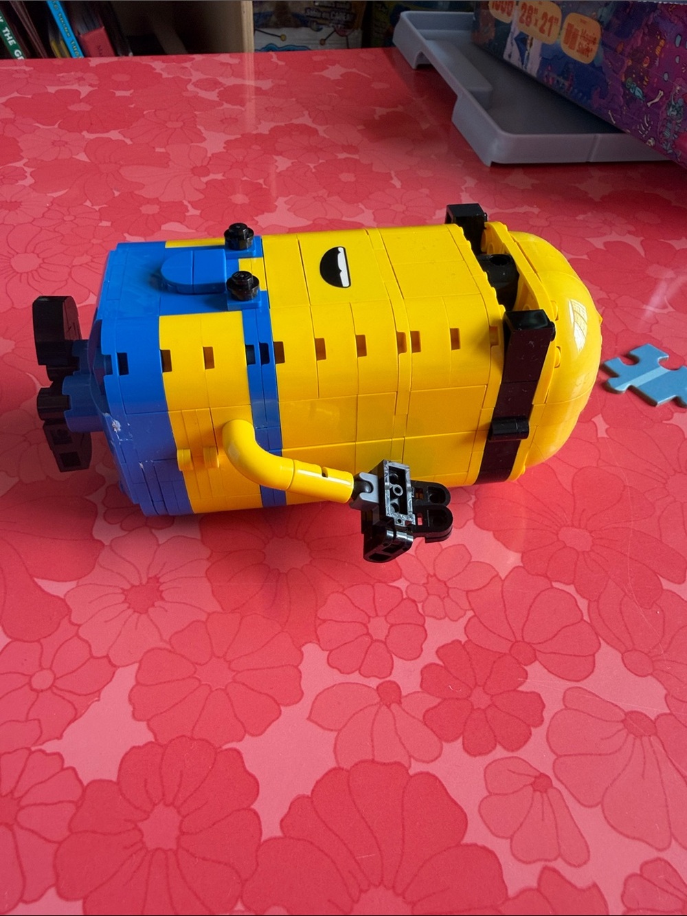 Minion Lego - Picture 2 of 7